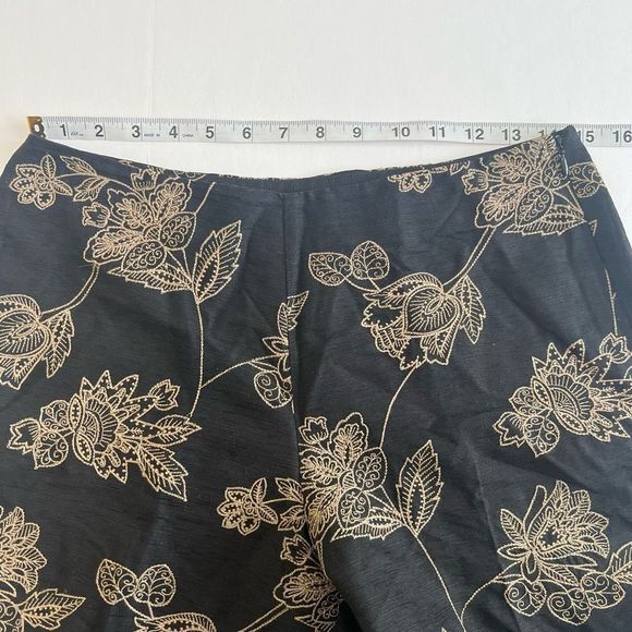 Tommy Bahama Silk Black Tan Floral Embroidery Straight Crop Pants Size 6 - Picture 9 of 15
